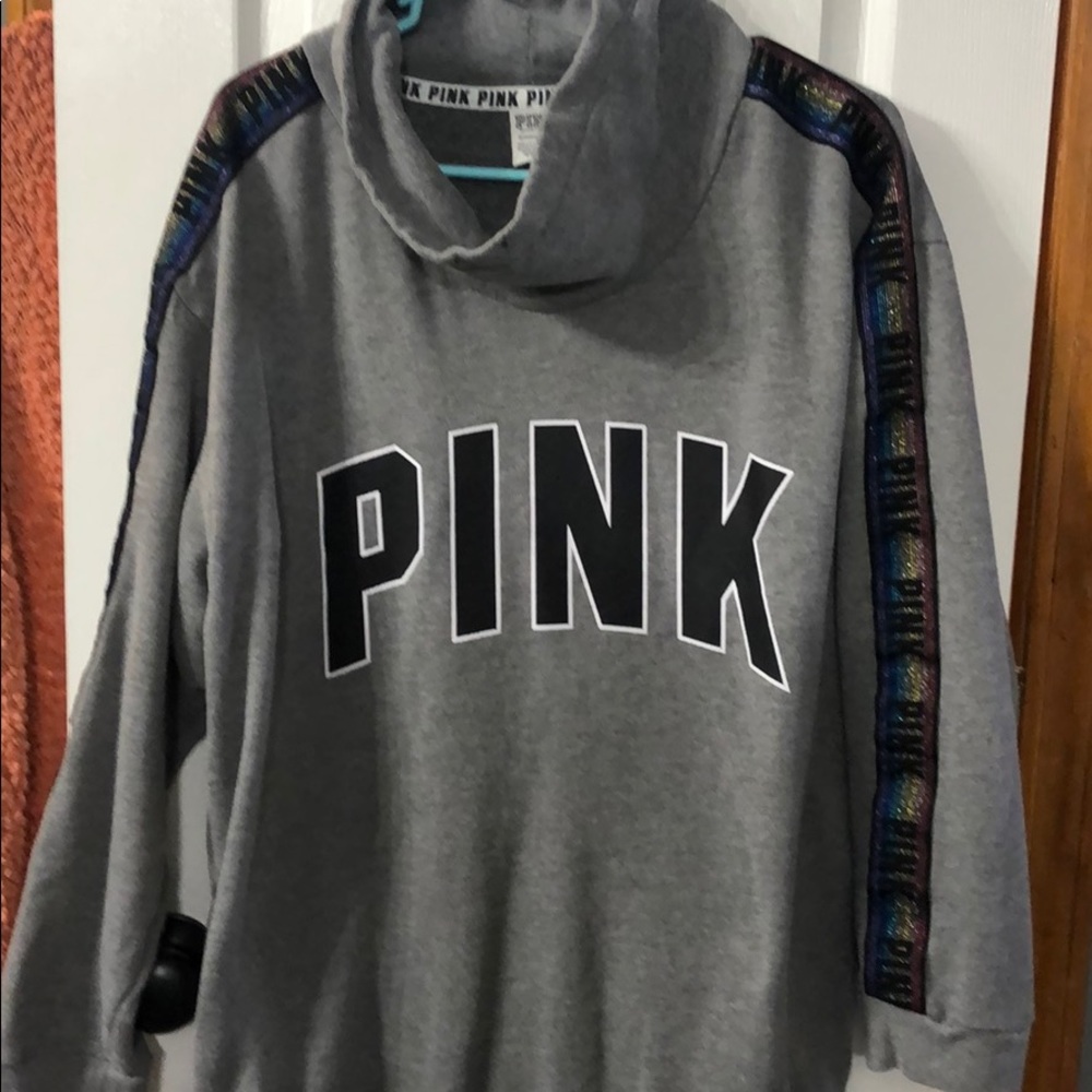 PINK Sweatshirt